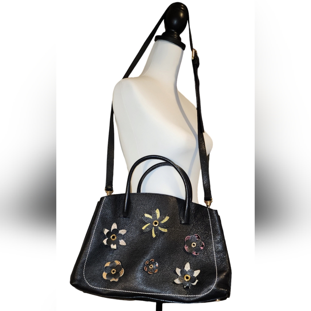 Iacucci Black Pebbled Leather with Decorative Flowers Crossbody Shoulder Bag